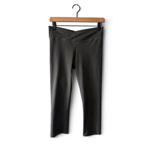 Fabletics Size S Gray Capri Leggings Crossover Waist w/ Pocket
